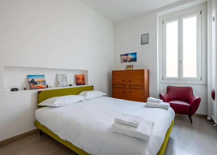 Apartment Loft Moderno In Dateo Milan